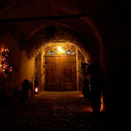 Residence Il Palazzo Santo Stefano Di Sessanio Eksteriør billede