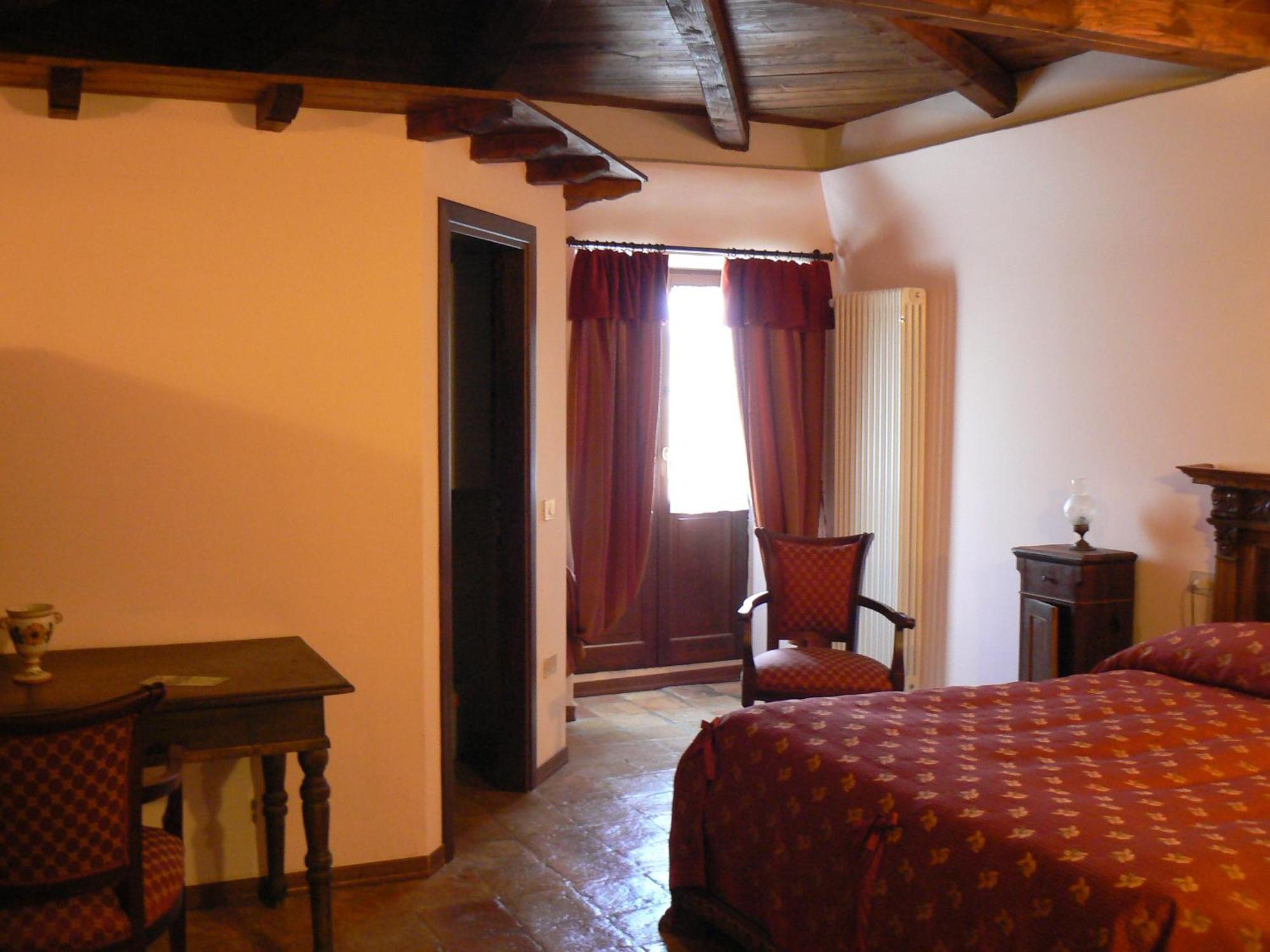 Residence Il Palazzo Santo Stefano Di Sessanio Eksteriør billede