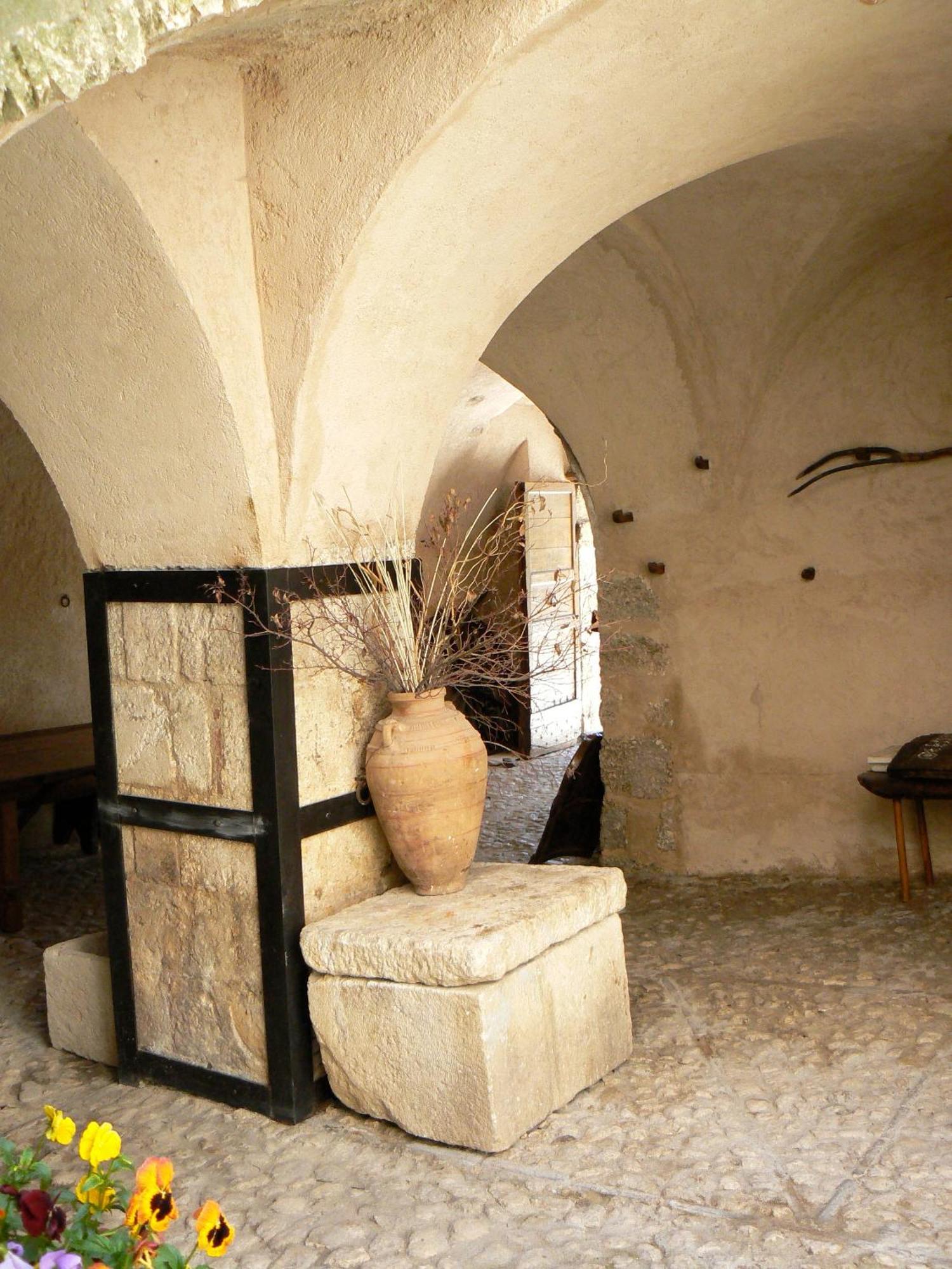 Residence Il Palazzo Santo Stefano Di Sessanio Eksteriør billede